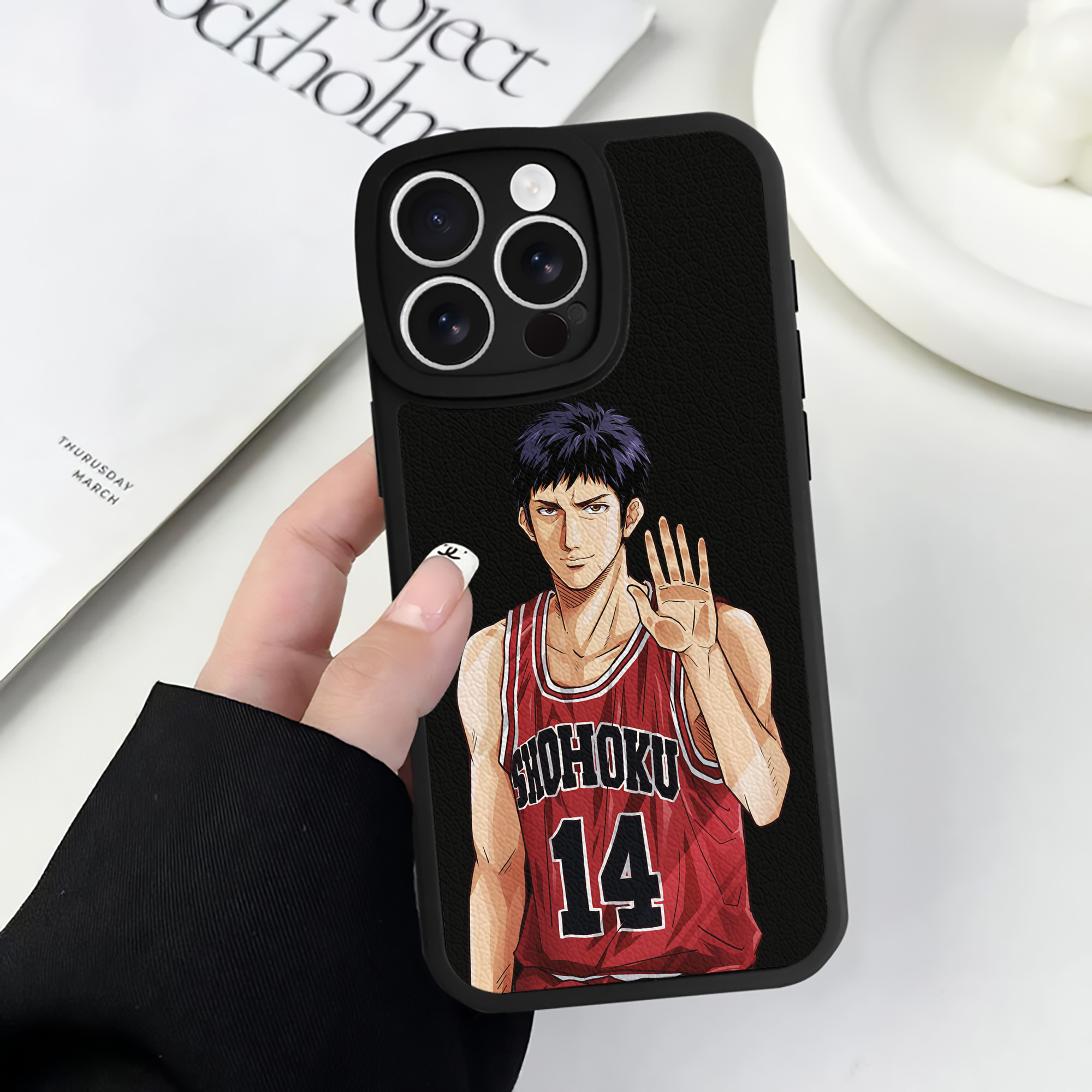 （画像用） SLAM DUNK／スラムダンク 【iPhone 16シリーズ対応】シリコンスマホケース（レザー調） 材質：シリコン